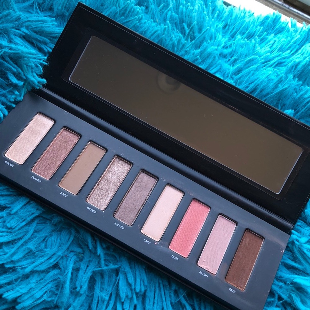 Studio Makeup Ease To Wear Palette